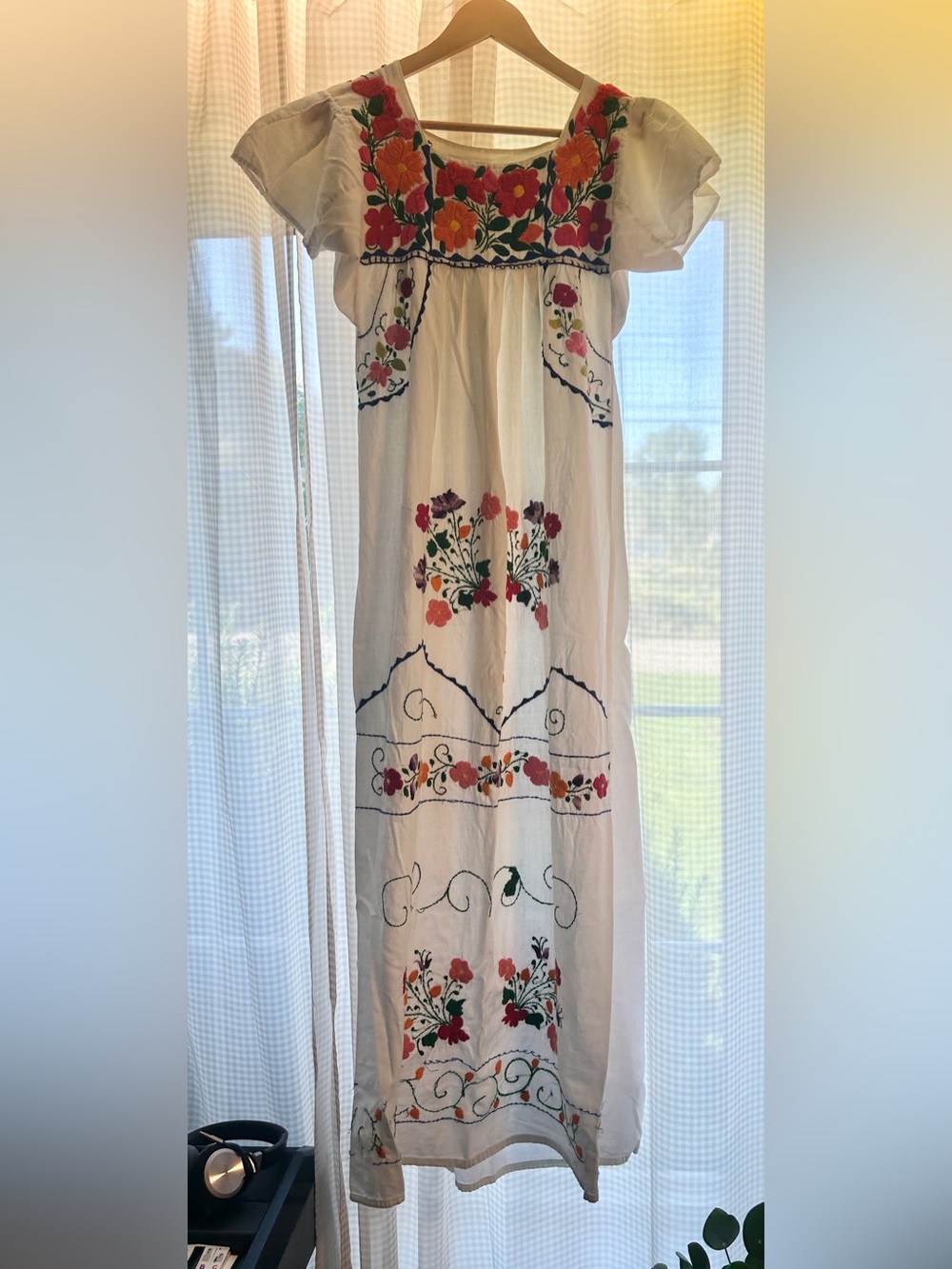 Vintage Mexican Embroidered Cotton Maxi Dress • Size Small